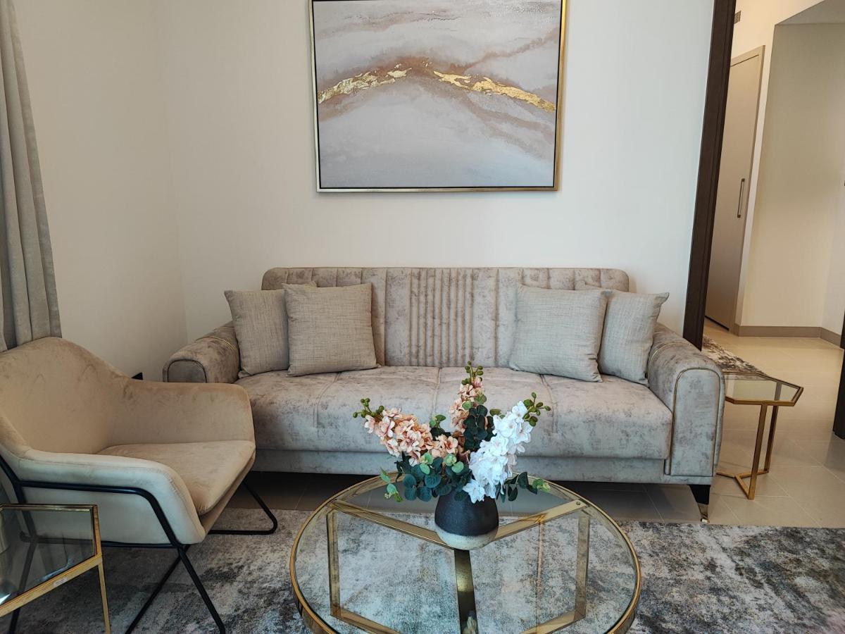 Beautiful 2 Bedroom Next To Business Bay - Sobha Creek Vista Дубай Екстериор снимка