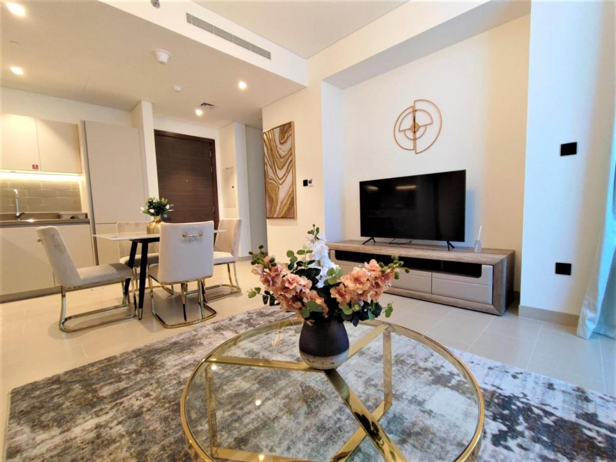 Beautiful 2 Bedroom Next To Business Bay - Sobha Creek Vista Дубай Екстериор снимка